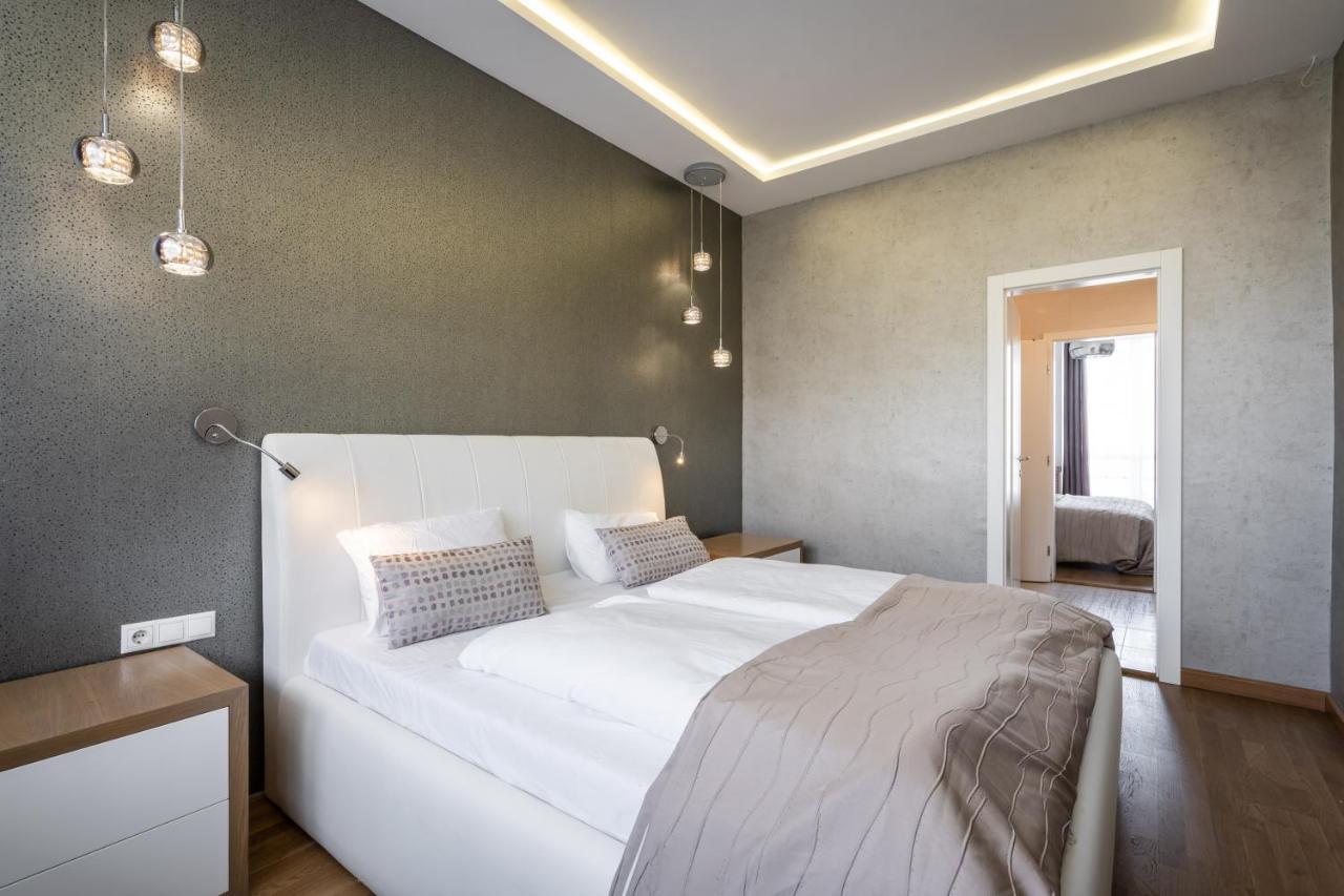 Breathless Basilika View Elegant Flat With Balcony Need Reservation X Free Parking بودابست المظهر الخارجي الصورة